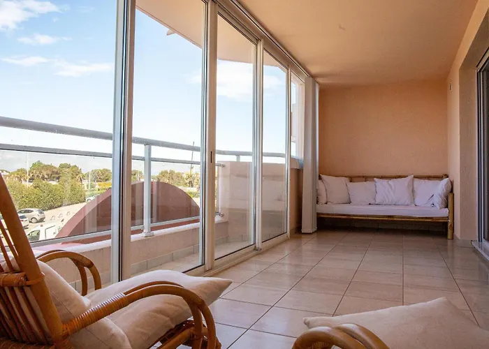 Les Flamants Roses Apart Otel