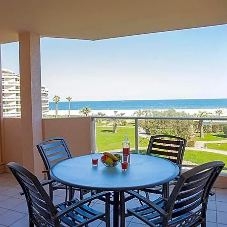 Les Flamants Roses Hotel apartamentowy 4*